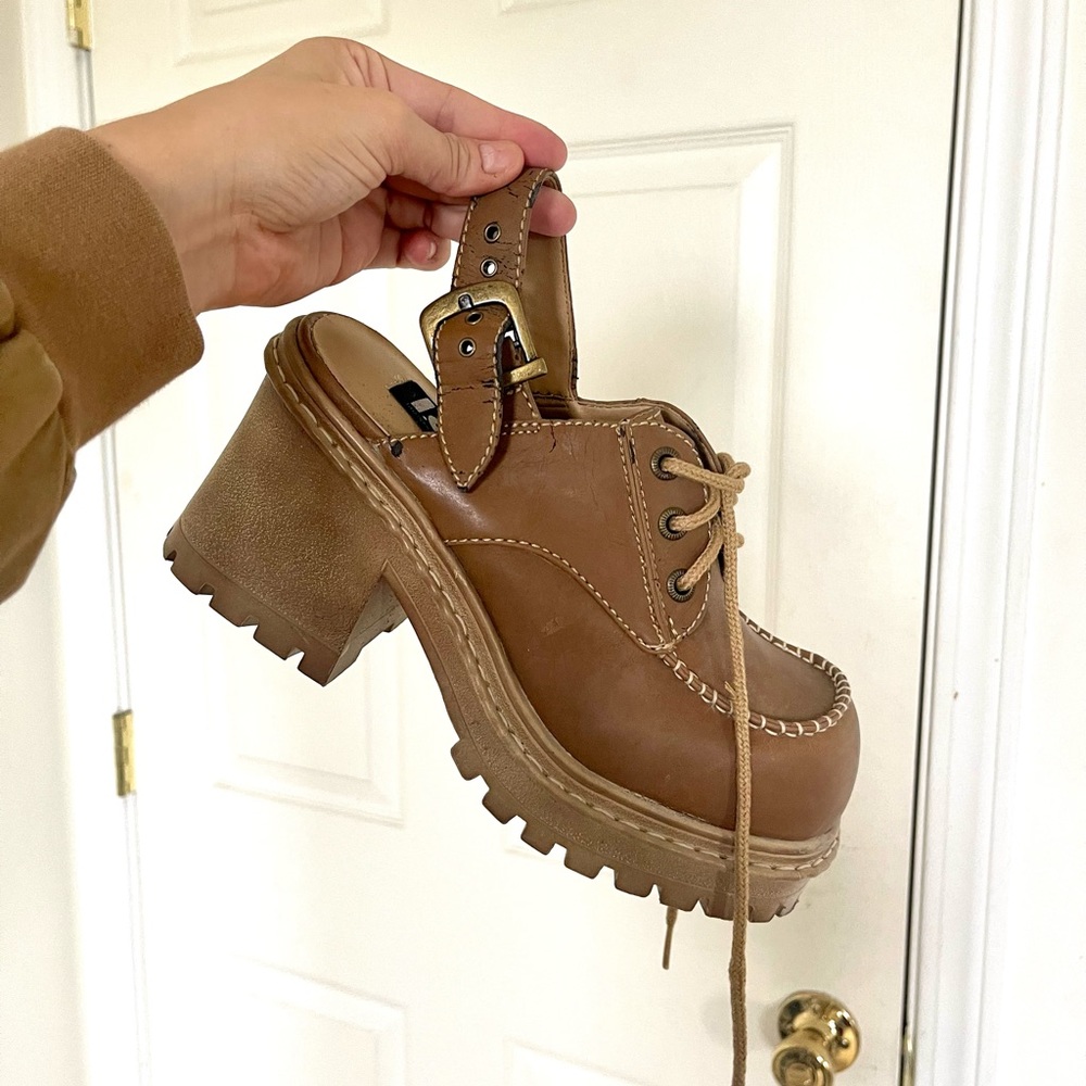 Vintage 90s 2000s L.E.I Platform Light Brown Chunky Slingback Clogs🤩🤩🤩 size 9